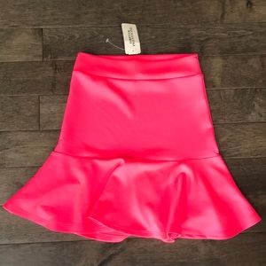 F21 Neon pink flute skirt